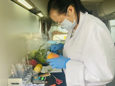 西昌市市场监管局开展农产品快速检测 让市民买得放心吃得安心